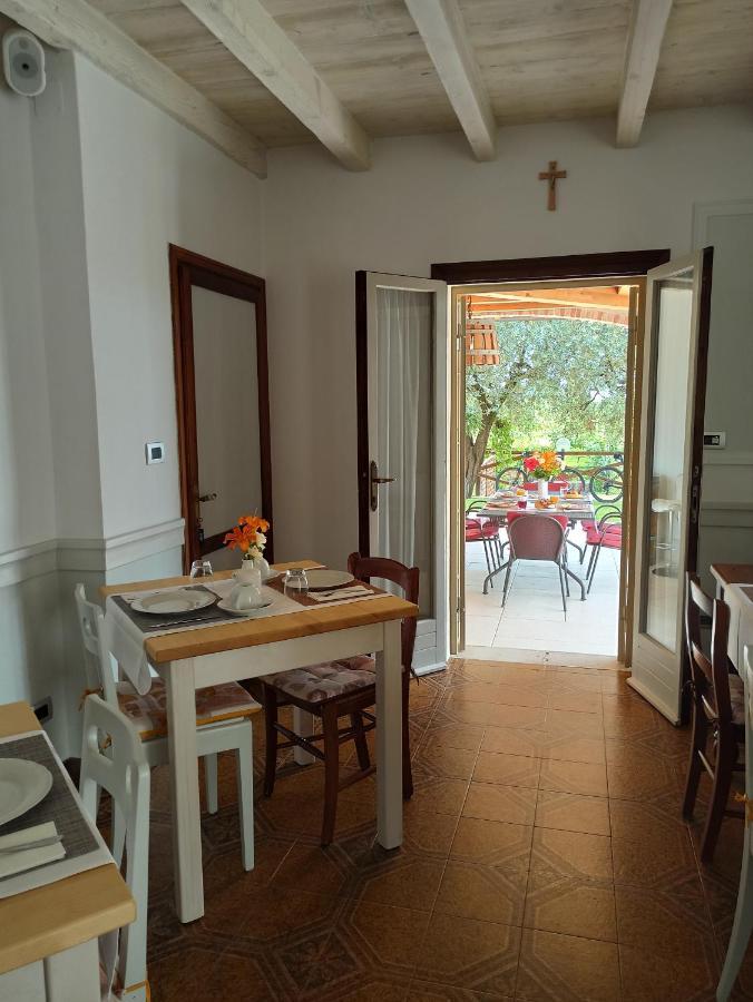 Colà Le Zampolle B & B المظهر الخارجي الصورة