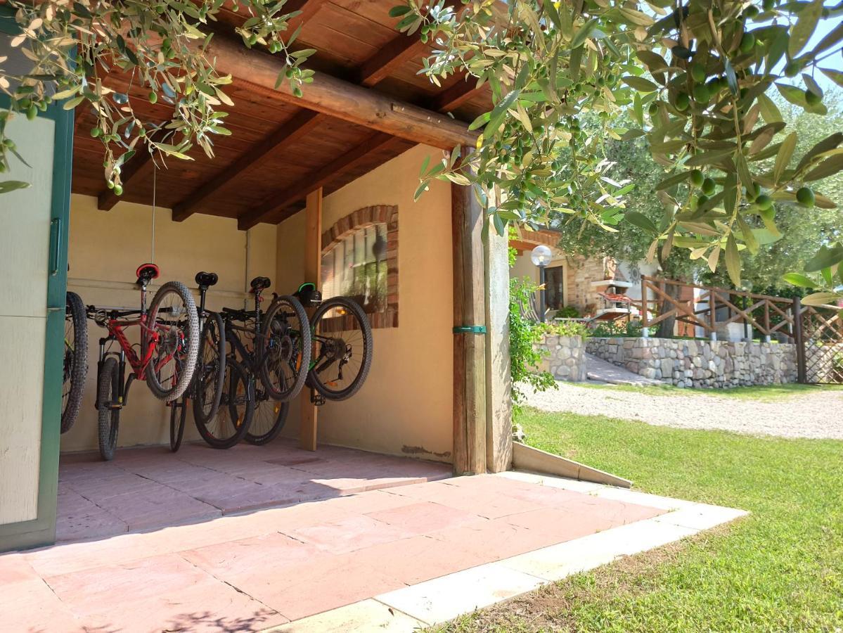 Colà Le Zampolle B & B المظهر الخارجي الصورة